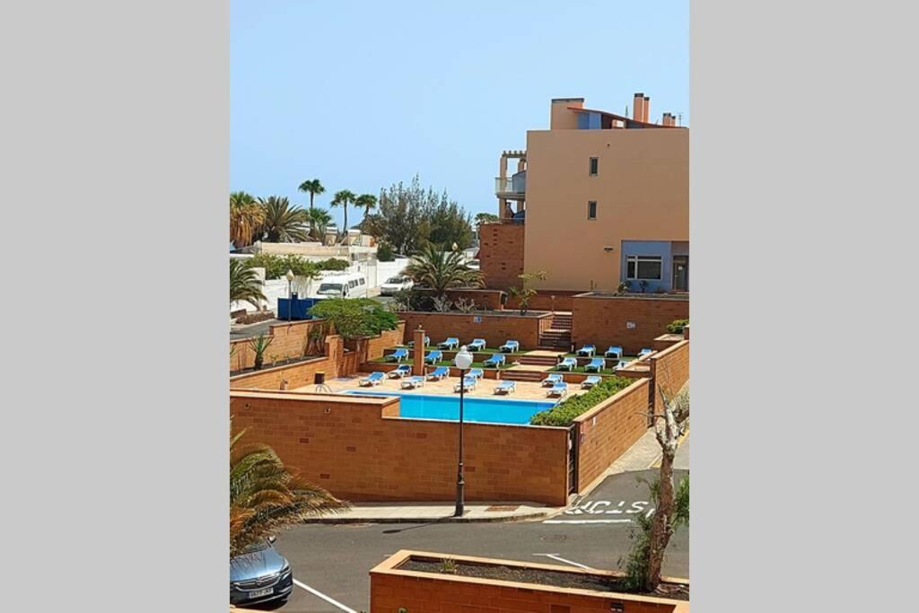Amplio Apartamento En La Playa Del Esquinzo Jandia  Экстерьер фото
